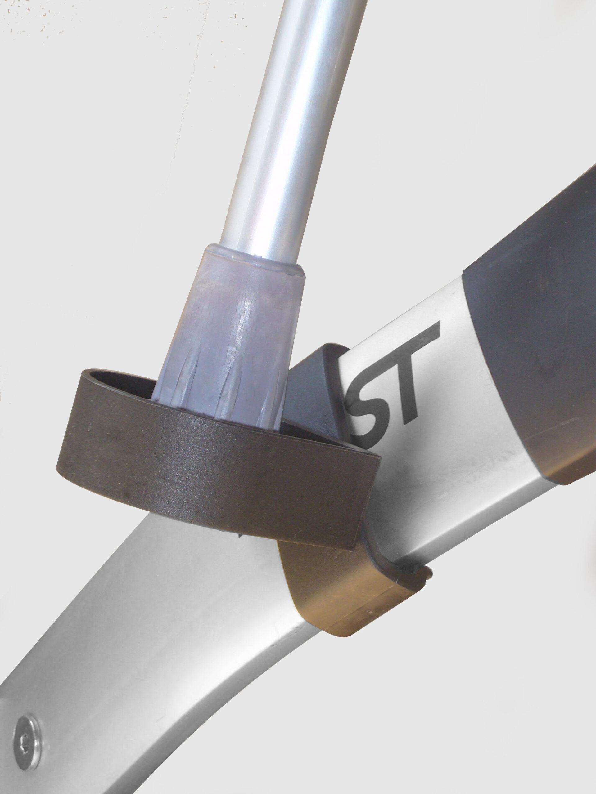 0126 crutch holder lower