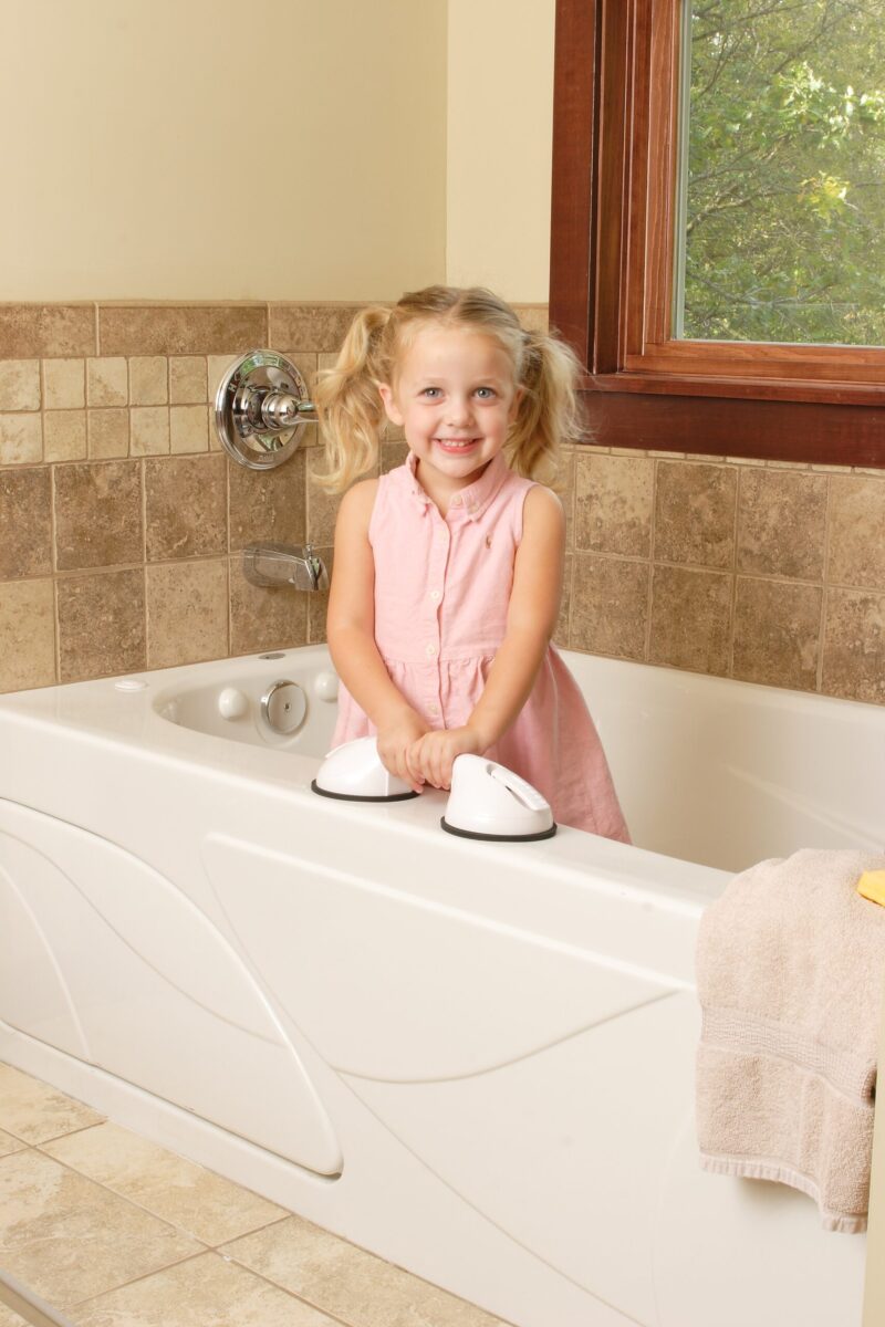 bc201 action child in bathtub